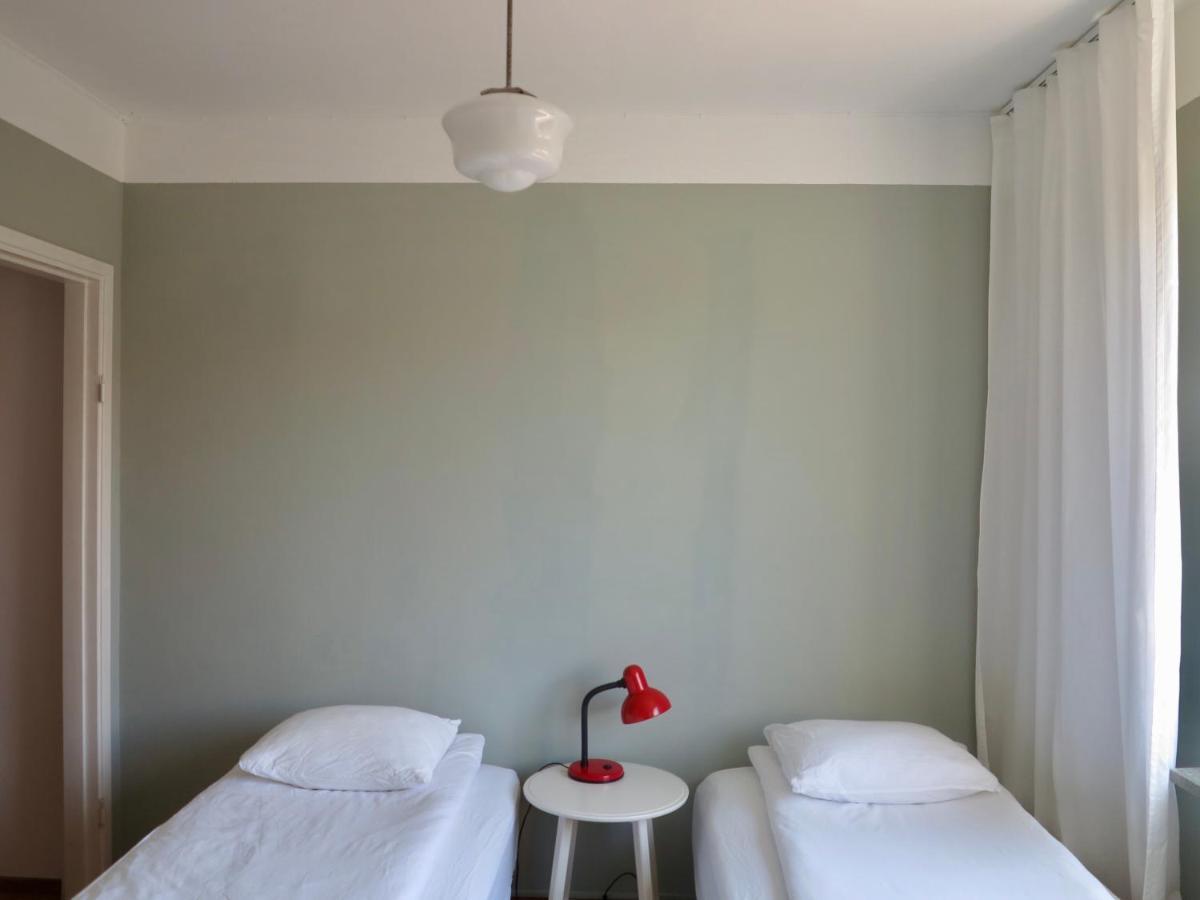 Hemmet Simrishamns Vandrarhem Och B&B ภายนอก รูปภาพ