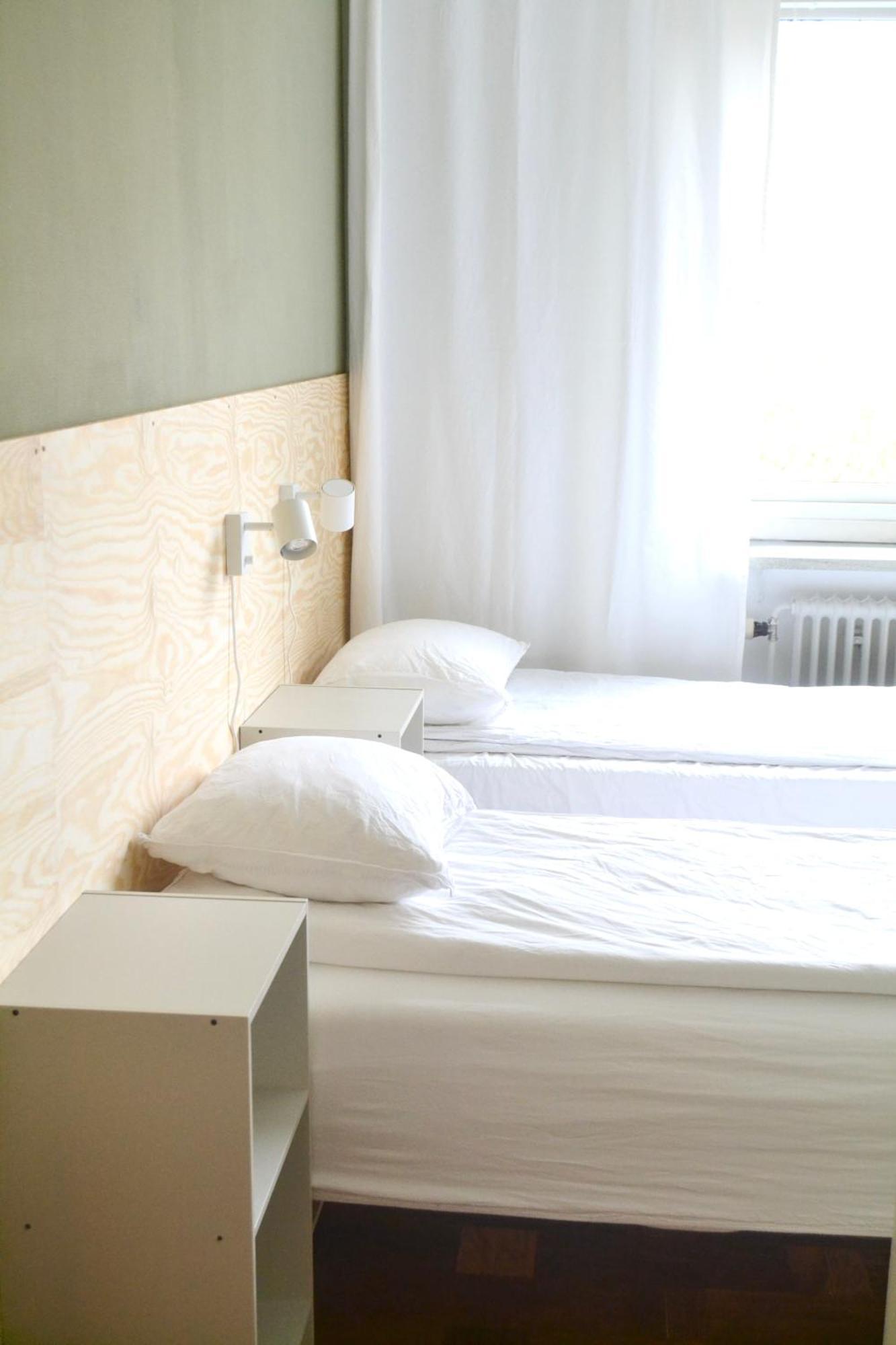 Hemmet Simrishamns Vandrarhem Och B&B ภายนอก รูปภาพ
