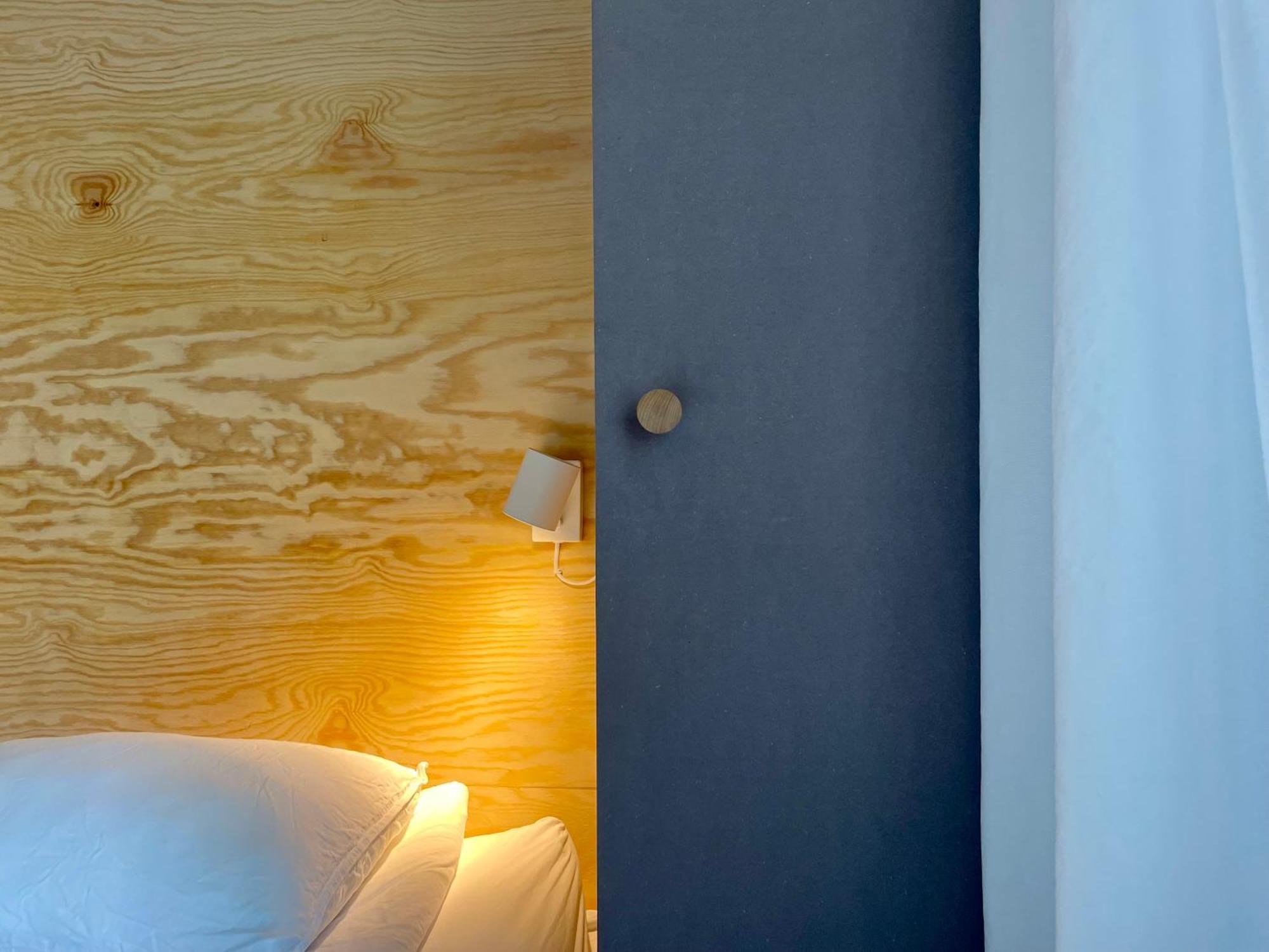 Hemmet Simrishamns Vandrarhem Och B&B ภายนอก รูปภาพ